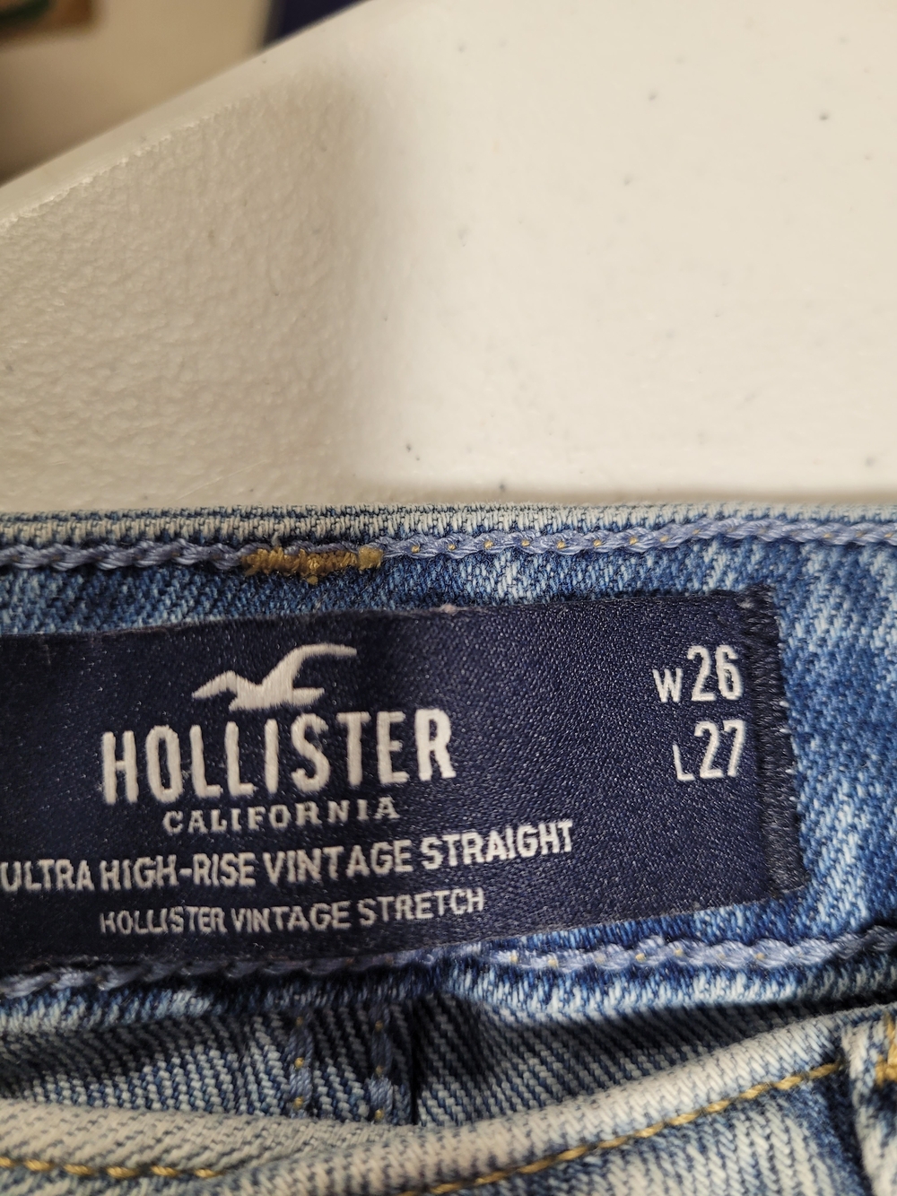 Hollister Light Blue Vintage High-Rise Straight Jeans - Picture 2 of 4